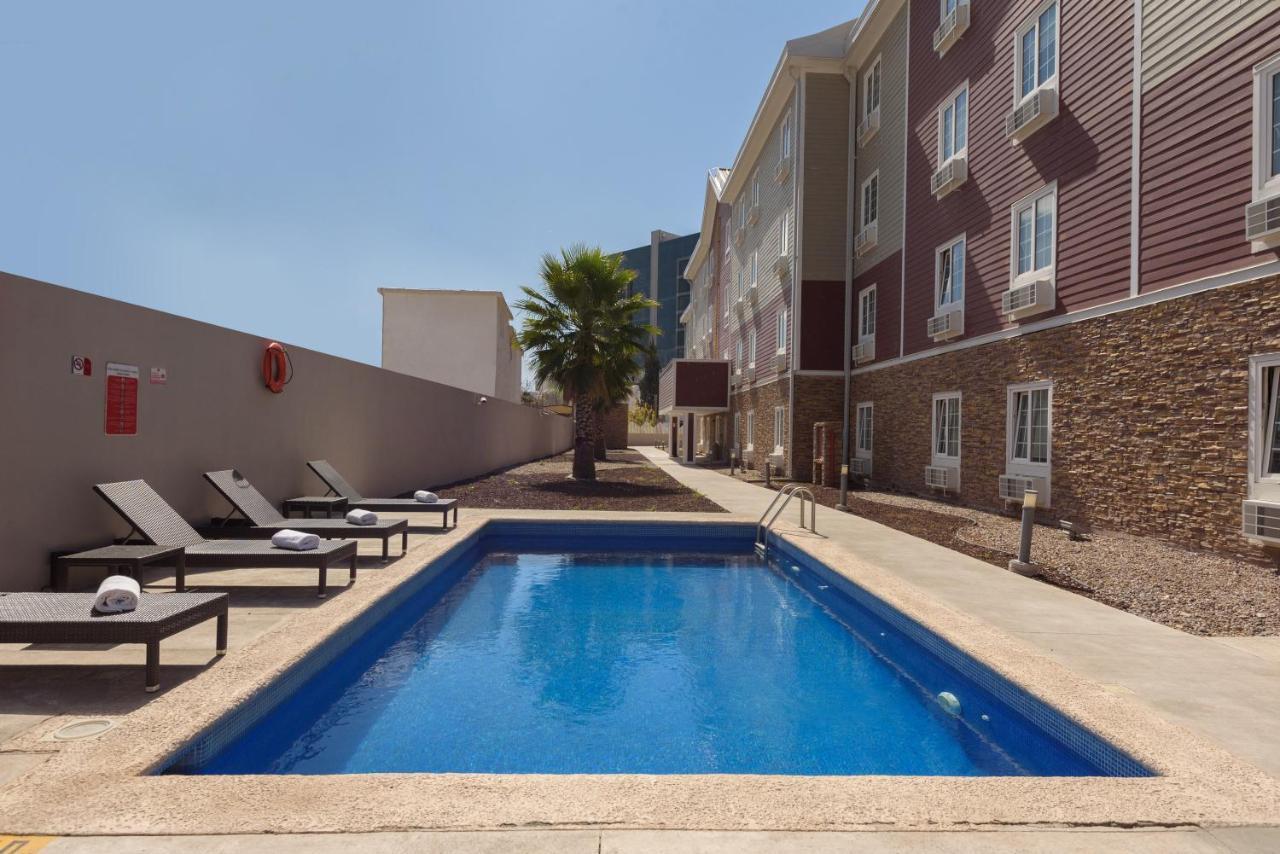 Extended Suites Mexicali Catavina Exterior photo