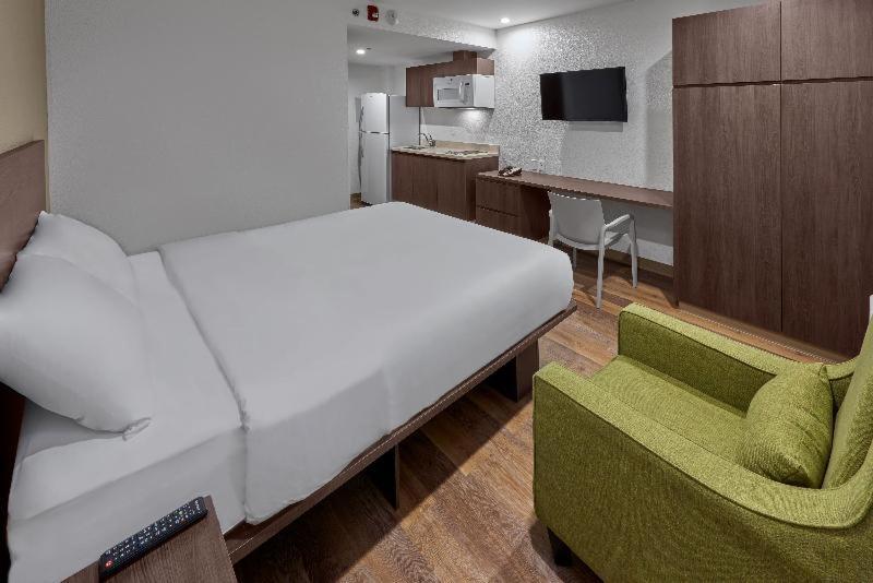 Extended Suites Mexicali Catavina Room photo